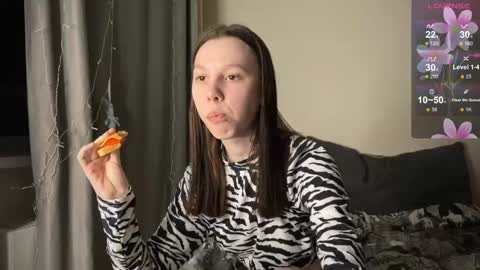 Snapshot of na_prikole_ chatting on 03-05-25, 11:16 Vanessa and Julia online show from 03-05-25, 11:16