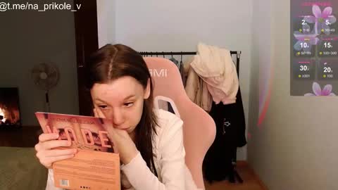 Snapshot of na_prikole_ chatting on 09-26-25, 07:07 Vanessa and Julia online show from 09-26-25, 07:07