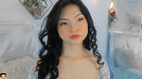 naamah_b online show from 09-09-25, 02:16