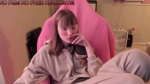 Natalie Marlo online show from 01-16-25, 07:49