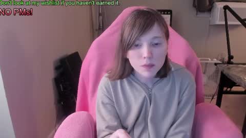 Snapshot of nacmar chatting on 07-22-26, 03:42 Natalie Marlo online show from 07-22-26, 03:42