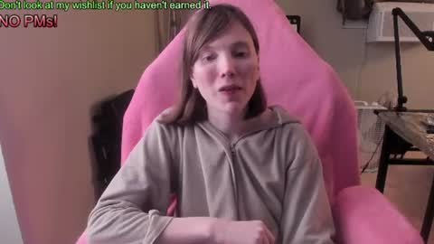 Snapshot of nacmar chatting on 07-23-26, 06:00 Natalie Marlo online show from 07-23-26, 06:00