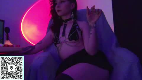 Snapshot of nadanadiaa chatting on 10-21-25, 09:04 nadanadiaa online show from 10-21-25, 09:04