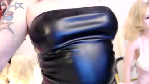 Nadia Vixen online show from 05-15-26, 11:34