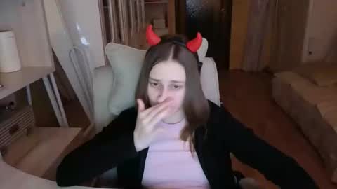 naebina online show from 09-25-25, 09:46