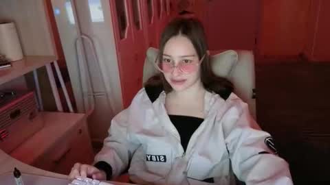 naebina online show from 10-14-25, 08:26