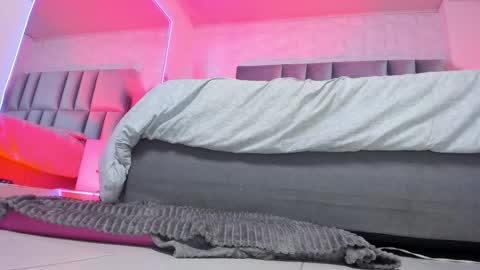 Naenia online show from 02-20-26, 06:26