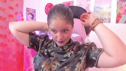 Nahara Soler online show from 10-29-25, 09:27