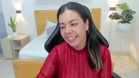 N A H I A online show from 02-08-25, 06:01