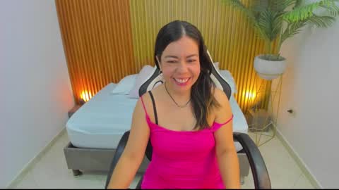 N A H I A online show from 02-19-25, 11:49