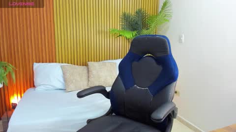 Snapshot of nahia_13 chatting on 10-10-25, 12:26 N A H I A online show from 10-10-25, 12:26