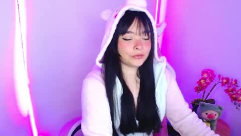 Snapshot of nahia__1 chatting on 05-20-26, 02:56 Nahia online show from 05-20-26, 02:56