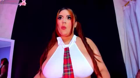 Snapshot of nahiara_lee_ chatting on 10-24-25, 12:01 Nahia online show from 10-24-25, 12:01