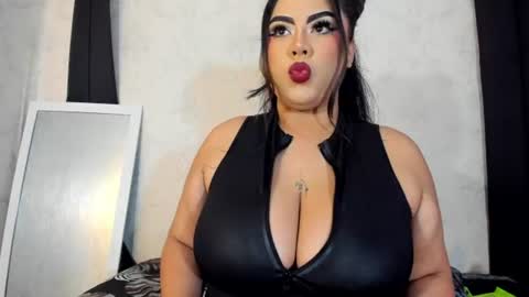 Snapshot of nahiara_lee_ chatting on 06-25-26, 12:20 Nahia online show from 06-25-26, 12:20