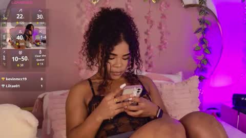 NahiaraReina  online show from 03-21-26, 02:53