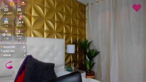 Snapshot of nahiavictoria chatting on 01-23-25, 10:01 NahiaVictoria online show from 01-23-25, 10:01