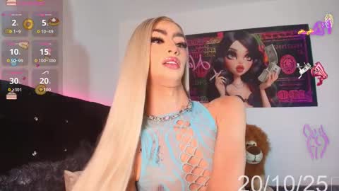 Snapshot of nahiavictoria chatting on 10-20-25, 01:22 NahiaVictoria online show from 10-20-25, 01:22