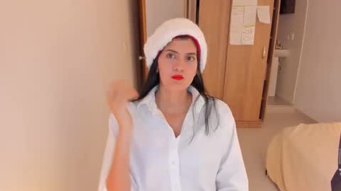 Snapshot of nahomi2021 chatting on 12-24-24, 07:00 independent model online show from 12-24-24, 07:00