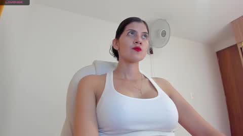 Snapshot of nahomi2021 chatting on 03-11-25, 01:26 independent model online show from 03-11-25, 01:26