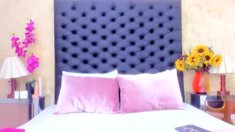 Snapshot of nahomiwhitel_ chatting on 10-07-25, 05:32 Nahomi online show from 10-07-25, 05:32