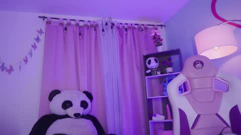 Snapshot of nahomy_2308 chatting on 05-20-26, 11:38 nahomy 2308 online show from 05-20-26, 11:38