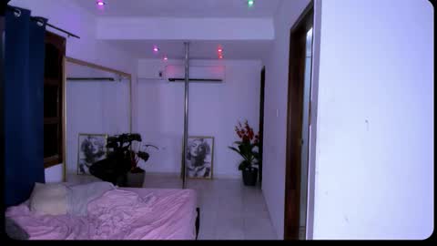 nahomy_hancook online show from 01-09-26, 06:42