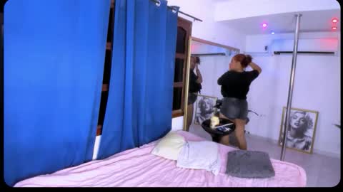 Nahomy online show from 01-08-26, 06:32