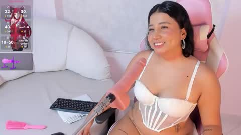 Snapshot of nahomyroberts chatting on 03-10-26, 08:41 Nahomy Roberts online show from 03-10-26, 08:41