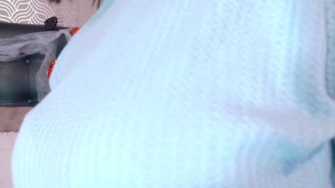 naiaramasson_ online show from 10-20-25, 12:16