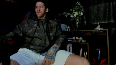 naider_1 online show from 04-03-26, 06:00