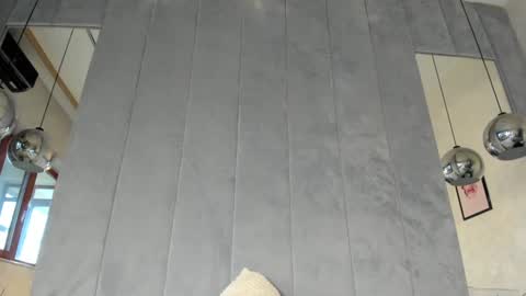 Naila online show from 01-19-25, 05:58