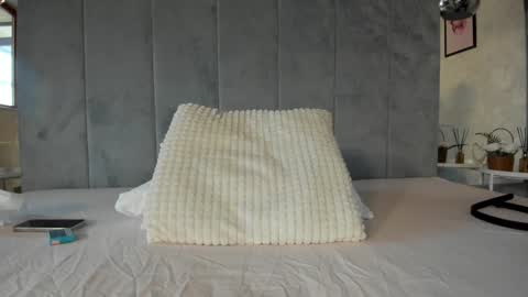 Naila online show from 02-04-25, 06:25