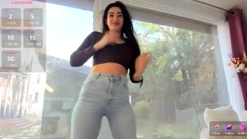 Naila online show from 10-10-25, 06:56