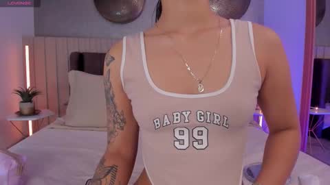 Naisha Ford online show from 01-17-26, 04:06