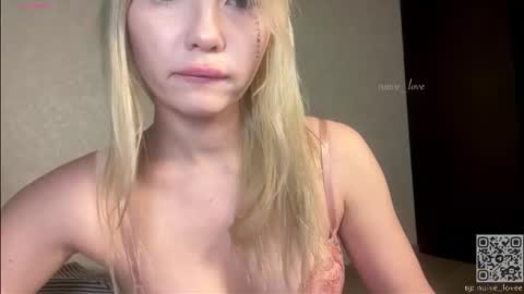 Mia  guest- Eva from DOUBLECUTIES online show from 02-27-26, 01:55