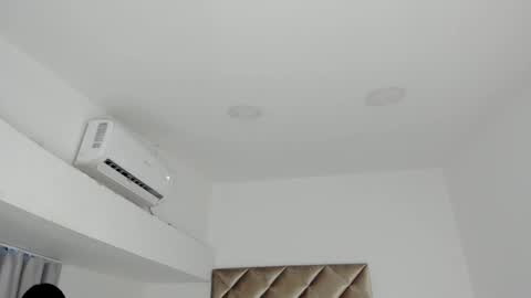 Snapshot of nakamura_san chatting on 12-03-24, 11:44 INSTAGRAM m2221 online show from 12-03-24, 11:44