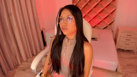 INSTAGRAM  m2221     online show from 12-24-24, 11:38