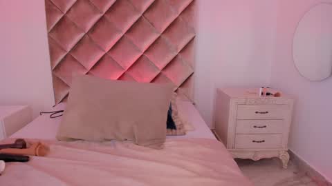 INSTAGRAM  m2221     online show from 01-14-25, 02:43