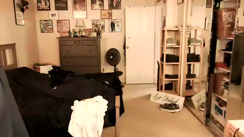 nakedmonkey online show from 07-28-26, 01:23