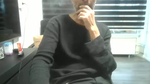 Snapshot of nakedxxxman chatting on 01-02-25, 07:55 nakedxxxman online show from 01-02-25, 07:55