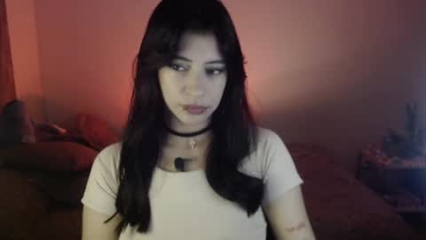 Snapshot of nala_saphir chatting on 10-23-25, 05:18 nala_saphir online show from 10-23-25, 05:18