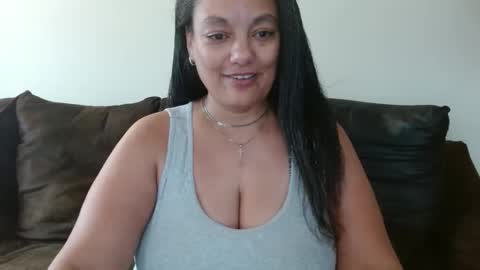 Snapshot of nala_thickk chatting on 02-11-25, 08:20 Nala Thickk online show from 02-11-25, 08:20
