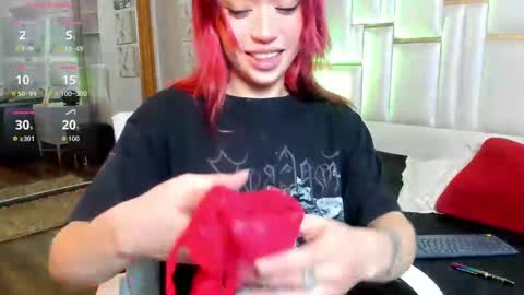 ----Namea------ online show from 10-18-25, 12:17