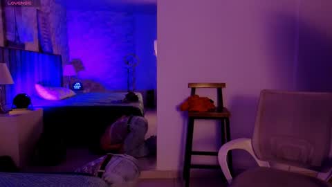 ----Namea------ online show from 02-11-26, 01:38