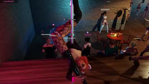 Snapshot of nami_28 chatting on 03-11-25, 06:52 nami_28 online show from 03-11-25, 06:52