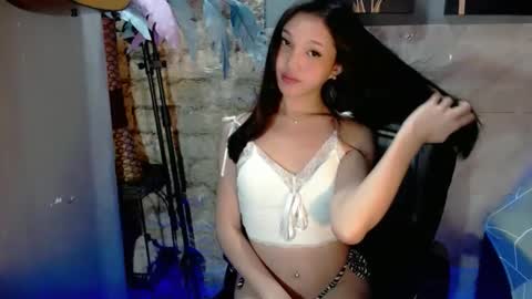 Nami online show from 04-25-26, 05:43