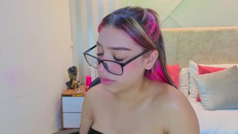 Snapshot of nami_sweet_ chatting on 10-31-25, 04:02 nami_sweet_ online show from 10-31-25, 04:02