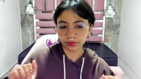 nami_usagi online show from 01-07-25, 11:05