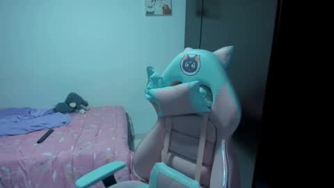 Nami online show from 02-26-25, 01:43