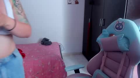 Nami online show from 03-01-25, 07:37